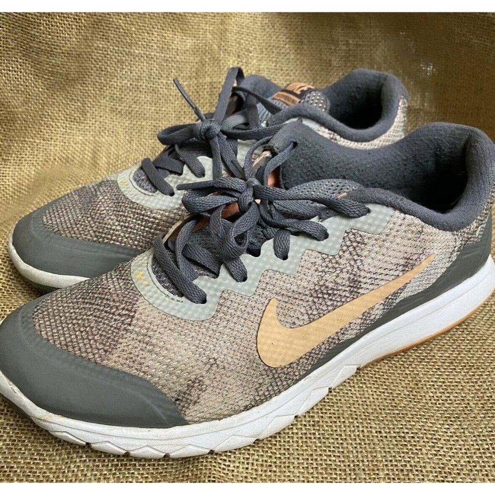 Nike Flex RN 4 Women's Premium Gray/Peach Athletic Sneakers‎ Size 8  749177-001